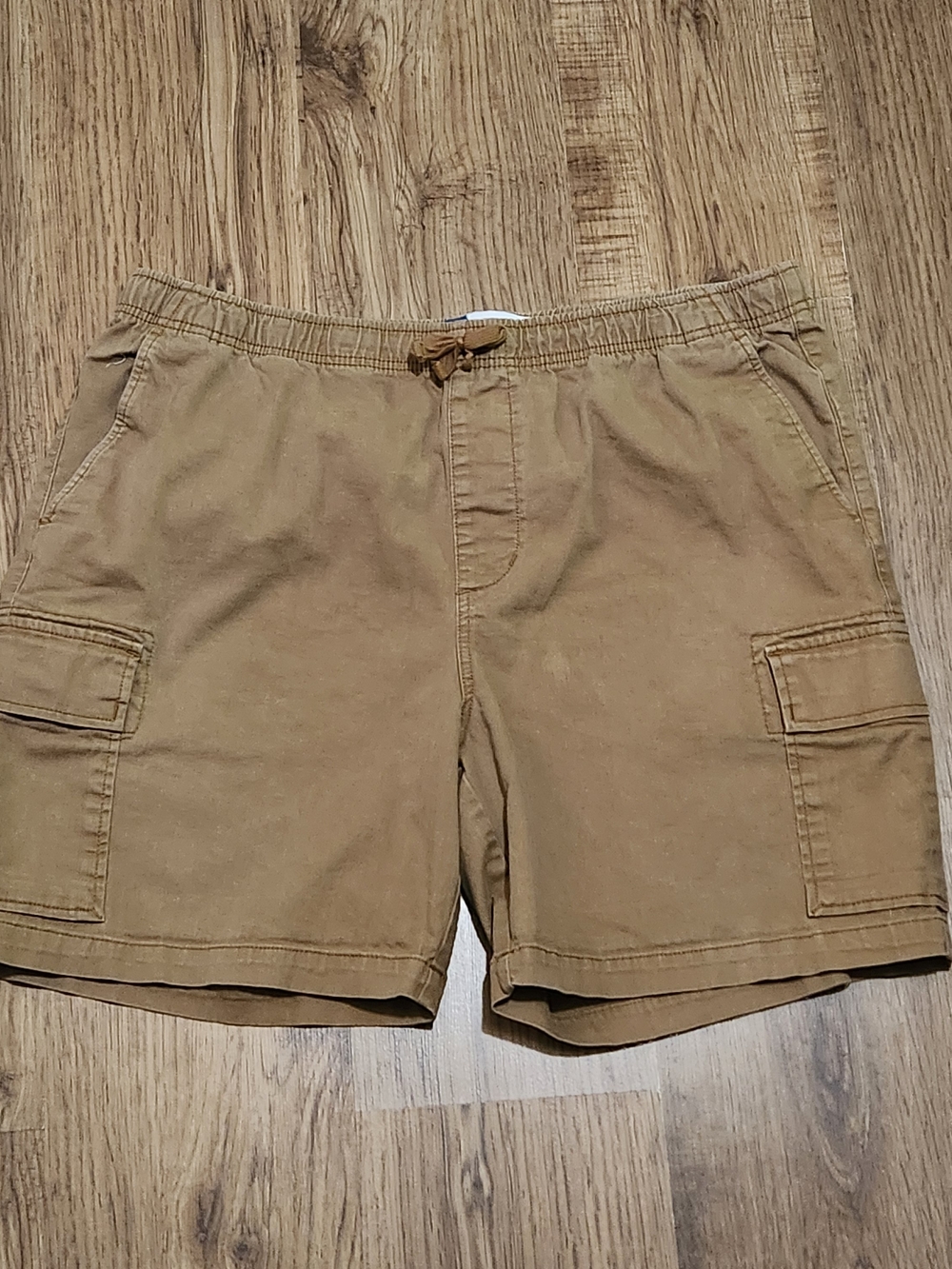 Old Navy Men's Tan Cargo Drawstring Shorts